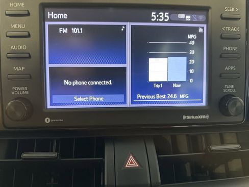 Used 2021 Toyota RAV4 LE image 20