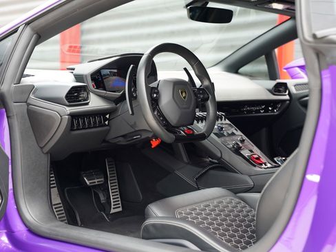 Used 2018 Lamborghini Huracan LP 580-2 RWD image 25
