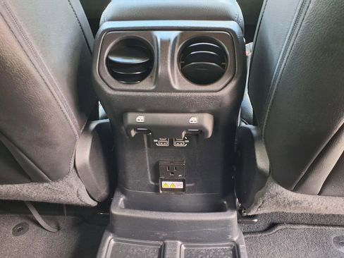 Used 2021 Jeep Wrangler Unlimited Sahara w/ Cold Weather Group image 17