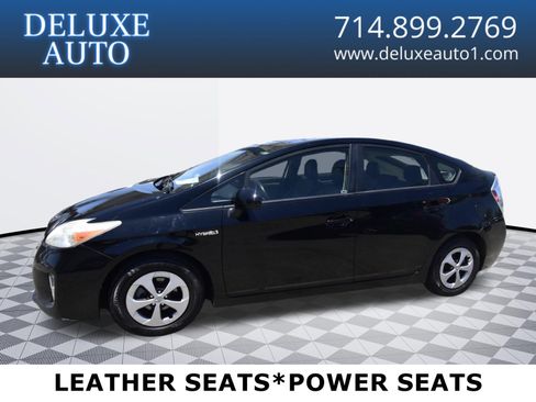Used 2014 Toyota Prius Four FWD image 1