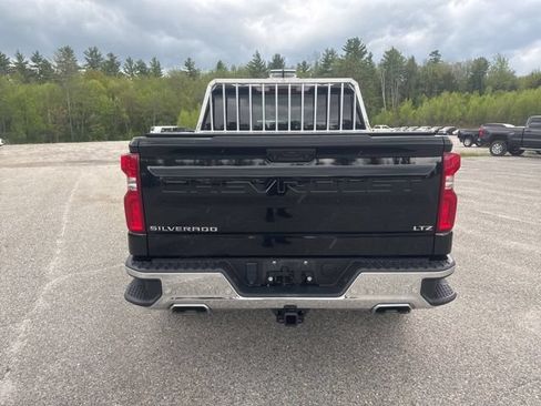 Used 2023 Chevrolet Silverado 1500 LTZ AWD/4WD image 5