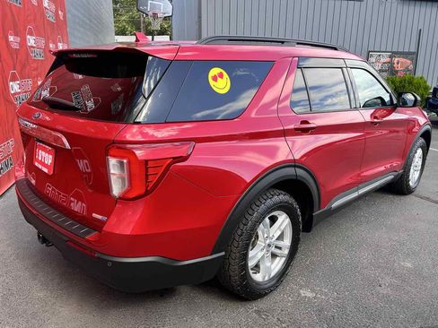 Used 2020 Ford Explorer XLT w/ Comfort Package AWD/4WD image 5
