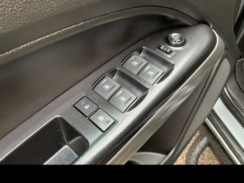 Used 2019 Chevrolet Colorado ZR2 w/ Colorado ZR2 Bison Edition AWD/4WD image 25