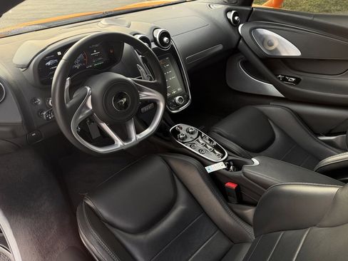 Used 2023 McLaren GT image 6
