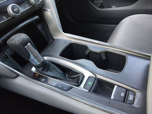 Used 2019 Honda Accord LX image 26