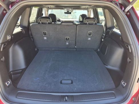 New 2026 Jeep Grand Cherokee Limited w/ Luxury Tech Group II image 19