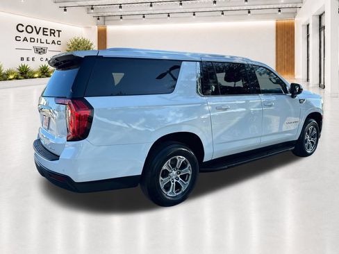 Used 2023 GMC Yukon XL SLE w/ Gmc Pro Safety Plus Package RWD image 13