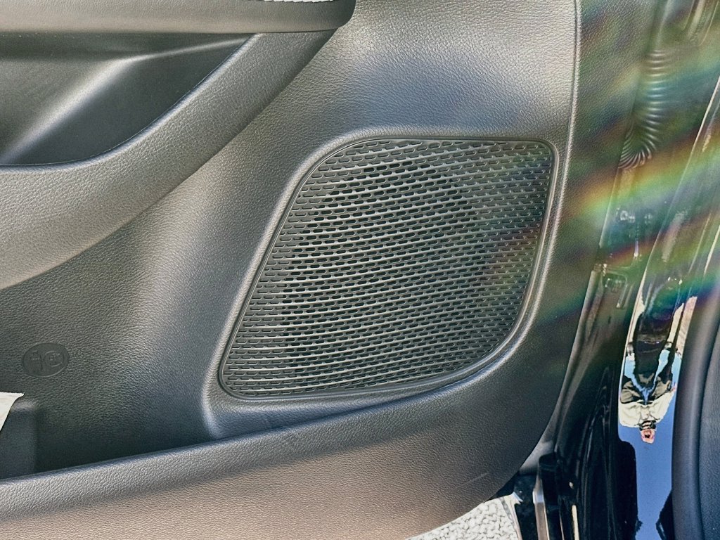 New 2027 Chrysler Pacifica Select FWD image 23