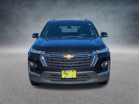 Used 2022 Chevrolet Traverse LT image 4