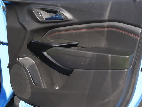 Used 2024 Chevrolet Trax RS w/ Sunroof Package image 18