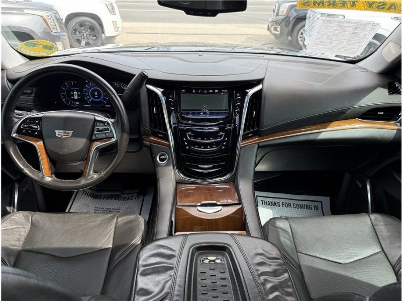 Used 2016 Cadillac Escalade ESV Luxury AWD/4WD image 34