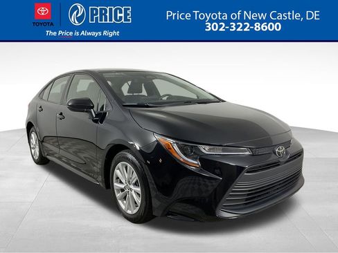 Used 2023 Toyota Corolla LE w/ LE Convenience Package image 1
