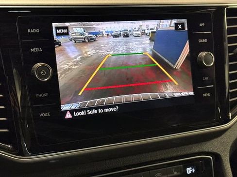 Used 2018 Volkswagen Atlas SEL image 24