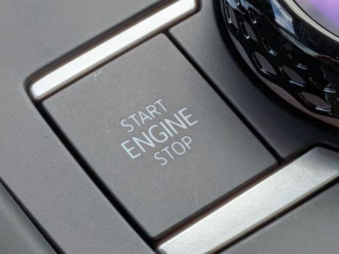 New 2026 Volkswagen Tiguan SE R-Line image 34