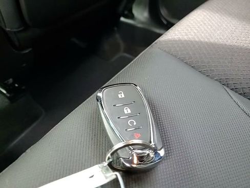 Used 2023 Chevrolet TrailBlazer RS image 32