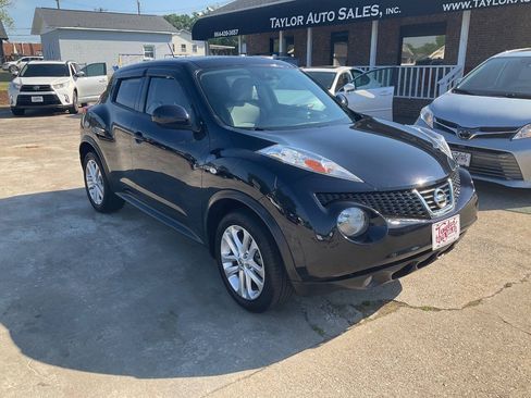 Used 2014 Nissan Juke SV FWD image 1