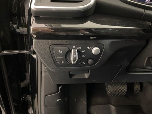 Used 2020 Audi Q5 e Prestige image 19