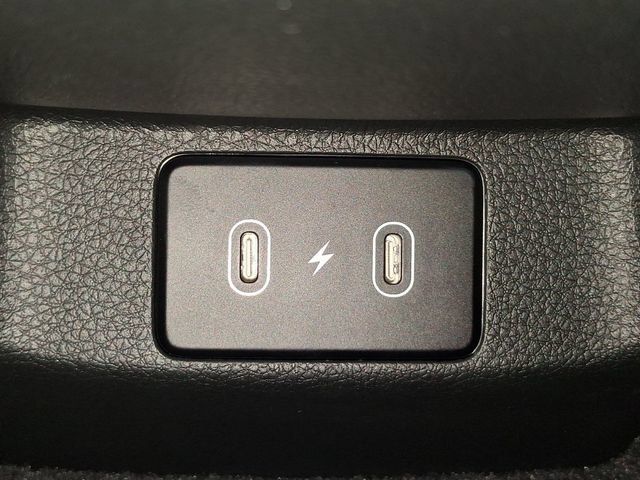 Used 2025 Kia K5 GT-Line w/ GT-Line Premium Package AWD/4WD image 32