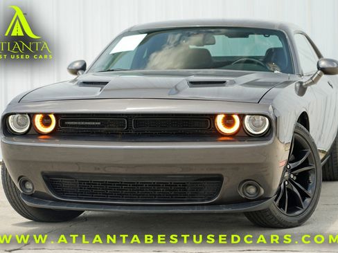 Used 2018 Dodge Challenger SXT w/ Blacktop Package image 1