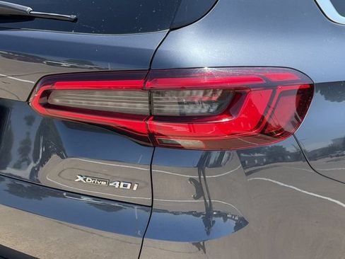 Used 2019 BMW X5 xDrive40i w/ Convenience Package AWD/4WD image 7