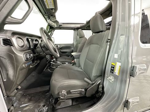 Used 2023 Jeep Wrangler Unlimited w/ Sun & Screen Package AWD/4WD image 4