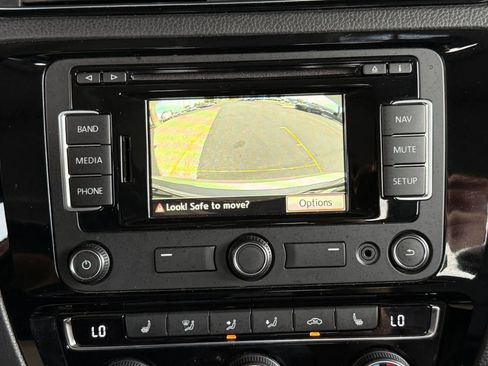 Used 2015 Volkswagen Jetta TDI SEL image 56