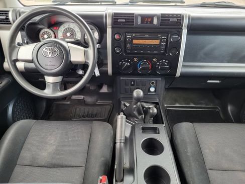 Used 2008 Toyota FJ Cruiser 4WD w/ Convenience Pkg image 23