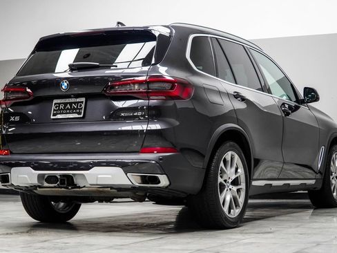 Used 2023 BMW X5 xDrive40i AWD/4WD image 12