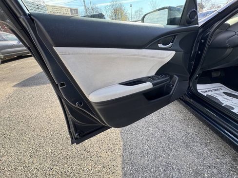 Used 2021 Honda Insight EX image 47