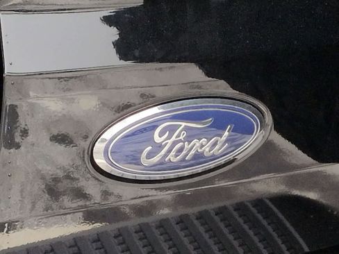 New 2025 Ford Bronco Badlands image 12