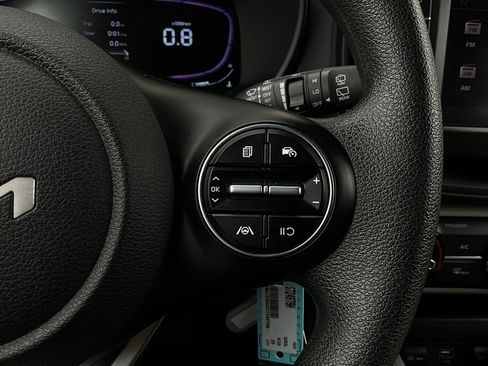 Used 2025 Kia Soul LX w/ LX Technology Package image 32