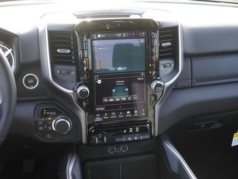 New 2026 RAM 1500 4x4 Crew Cab image 14