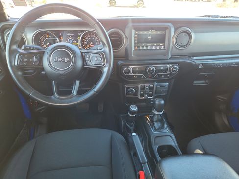 Used 2022 Jeep Wrangler Unlimited Sport image 8