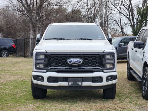 Used 2023 Ford F250 Lariat w/ Lariat Ultimate Package image 2