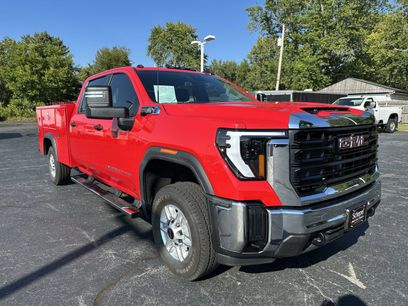 Used 2024 GMC Sierra 2500 Pro w/ Convenience Package