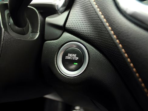 Used 2019 Chevrolet Equinox Premier image 28