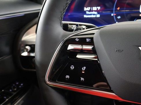 New 2026 Cadillac Lyriq Signature Luxury image 16