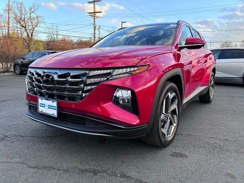 Used 2023 Hyundai Tucson Limited w/ Cargo Package image 3