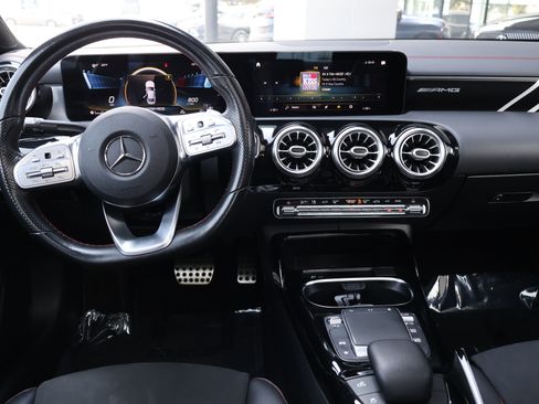 Used 2021 Mercedes-Benz CLA 35 AMG 4MATIC image 20