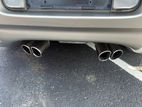 Used 2002 Chevrolet Corvette Convertible w/ Preferred Equipment Group2 image 13