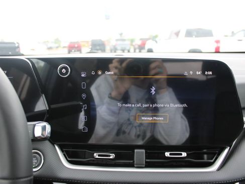 New 2026 Chevrolet Equinox LT FWD image 44