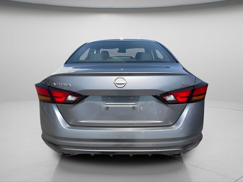Used 2023 Nissan Altima 2.5 SL FWD image 8