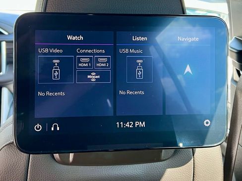 Used 2021 GMC Yukon Denali w/ Denali Premium Package image 26