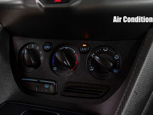 Used 2016 Ford Transit Connect XL image 24