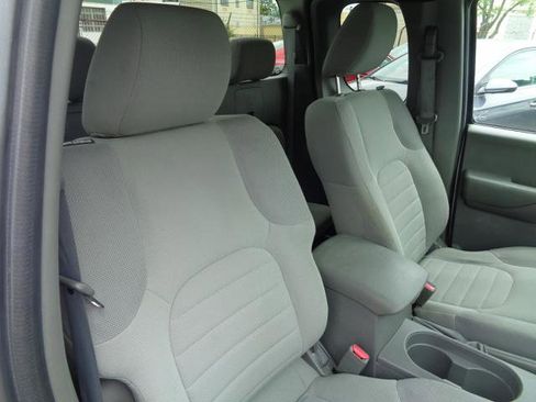 Used 2012 Nissan Frontier S w/ S Preferred Pkg RWD image 18