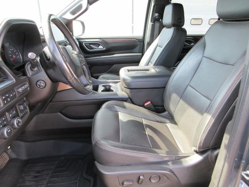 Certified 2021 Chevrolet Tahoe High Country w/ Premium Package AWD/4WD image 9