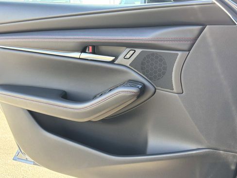 New 2026 MAZDA MAZDA3 Carbon image 18