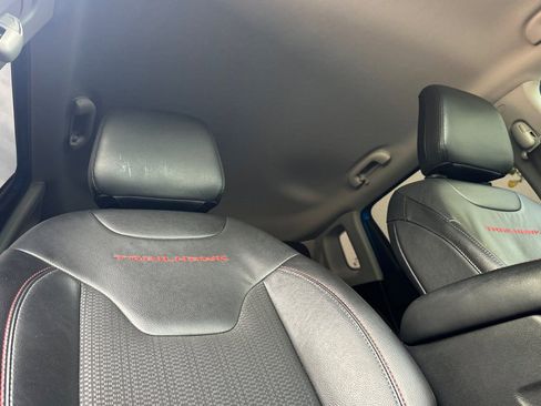 Used 2022 Jeep Compass Trailhawk image 20