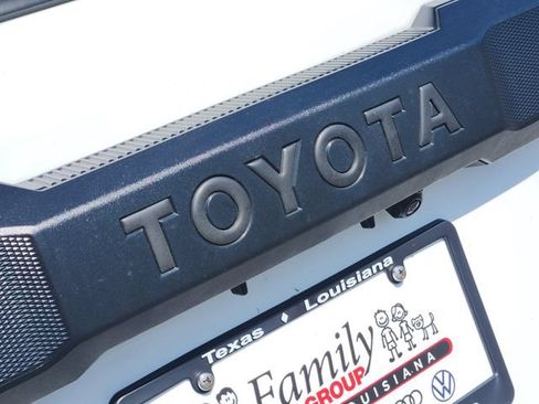 Used 2025 Toyota 4Runner SR5 AWD/4WD image 6