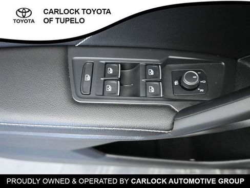 Used 2022 Volkswagen Tiguan SE R-Line image 21